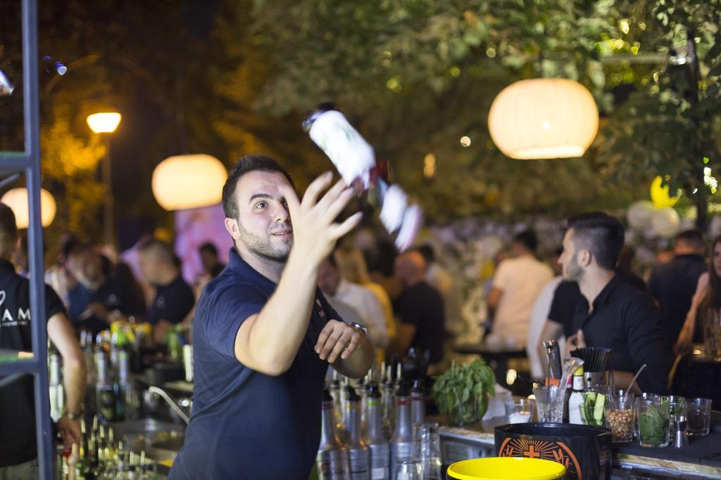 Padam Boutique Hotel Tirana Bagian luar foto