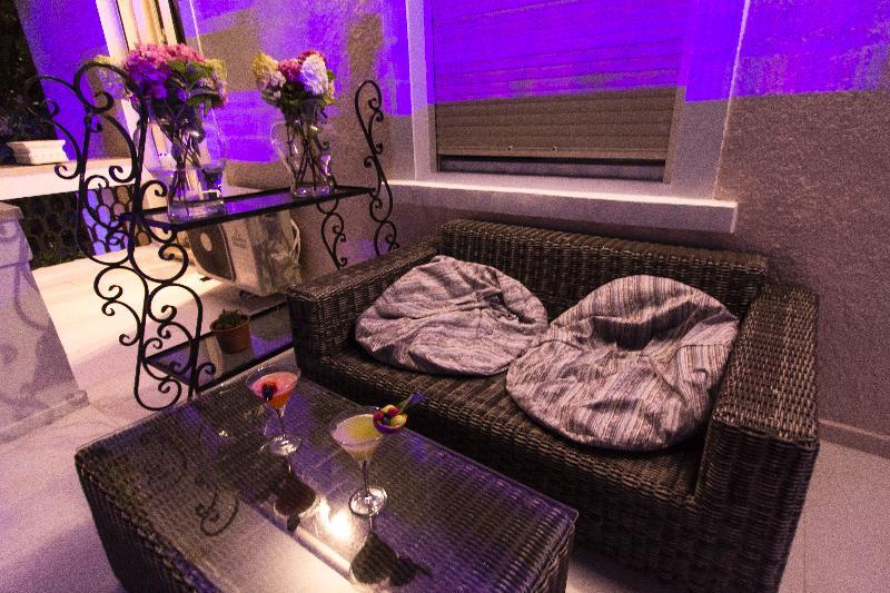 Padam Boutique Hotel Tirana Bagian luar foto